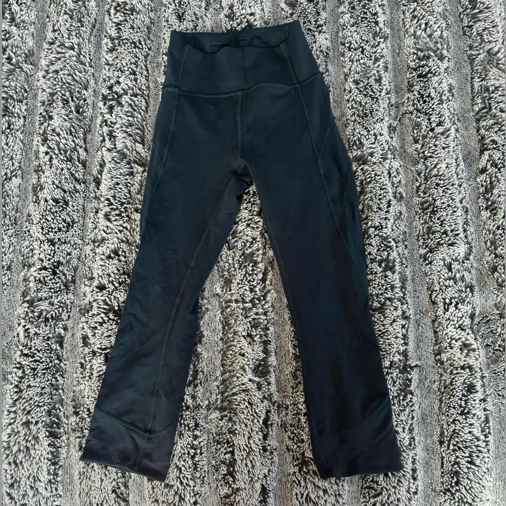 Lulu capri leggings